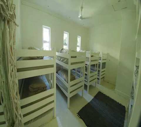 The White House - 65 Nkwazi Drive — photo 2