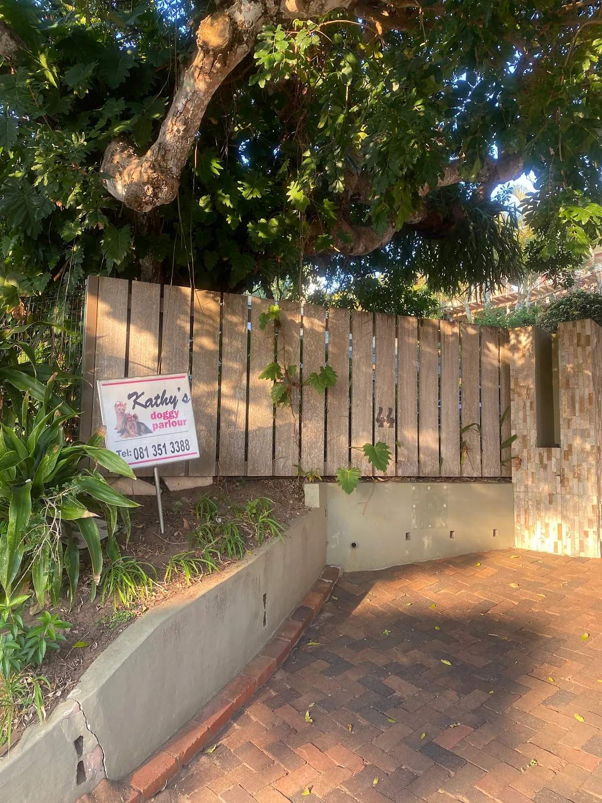 Kathy's Dog Parlour — photo 1