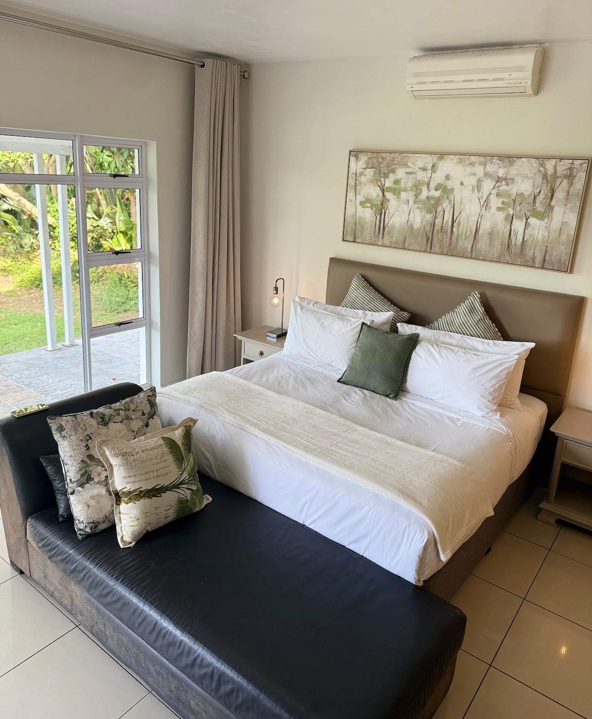 Oskido's Zinkwazi Beach House — photo 4
